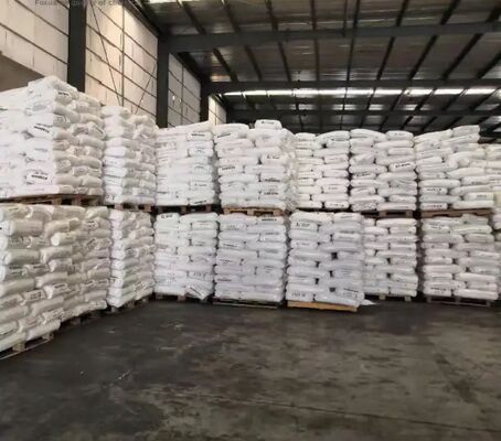 SG-3 PVC-hars in suspensie K-waarde 58-60 met een hoge opname van weekmaker en een lage viscositeit