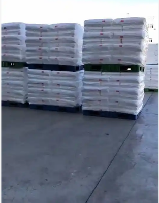 Chenhongli C-125 PVC-hars met een K-waarde van 74 met een zeer hoge witte kleur en een middelmatig controleerbare viscositeit voor toepassingen van hoge kwaliteit